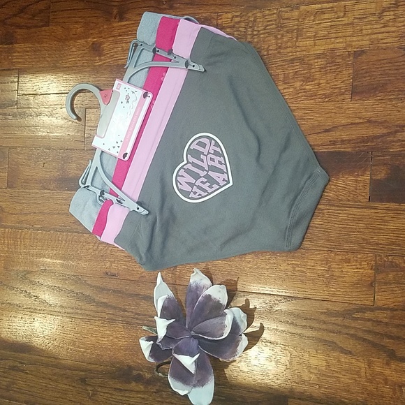 Totally Tween Briefs - Picture 1 of 8